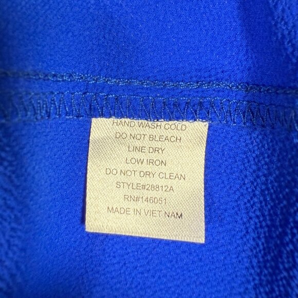 Monteau Los Angeles Shirt Top Women Size S Blue Short Sleeve V-Neck EUC - Picture 10 of 12